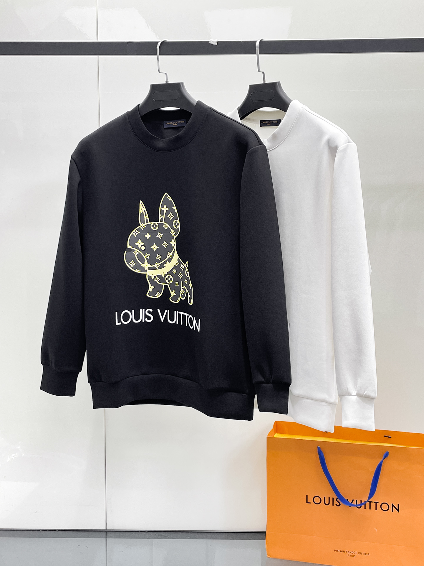 Louis Vuitton Male Hoodie Cotton Black Xs-s-m-l