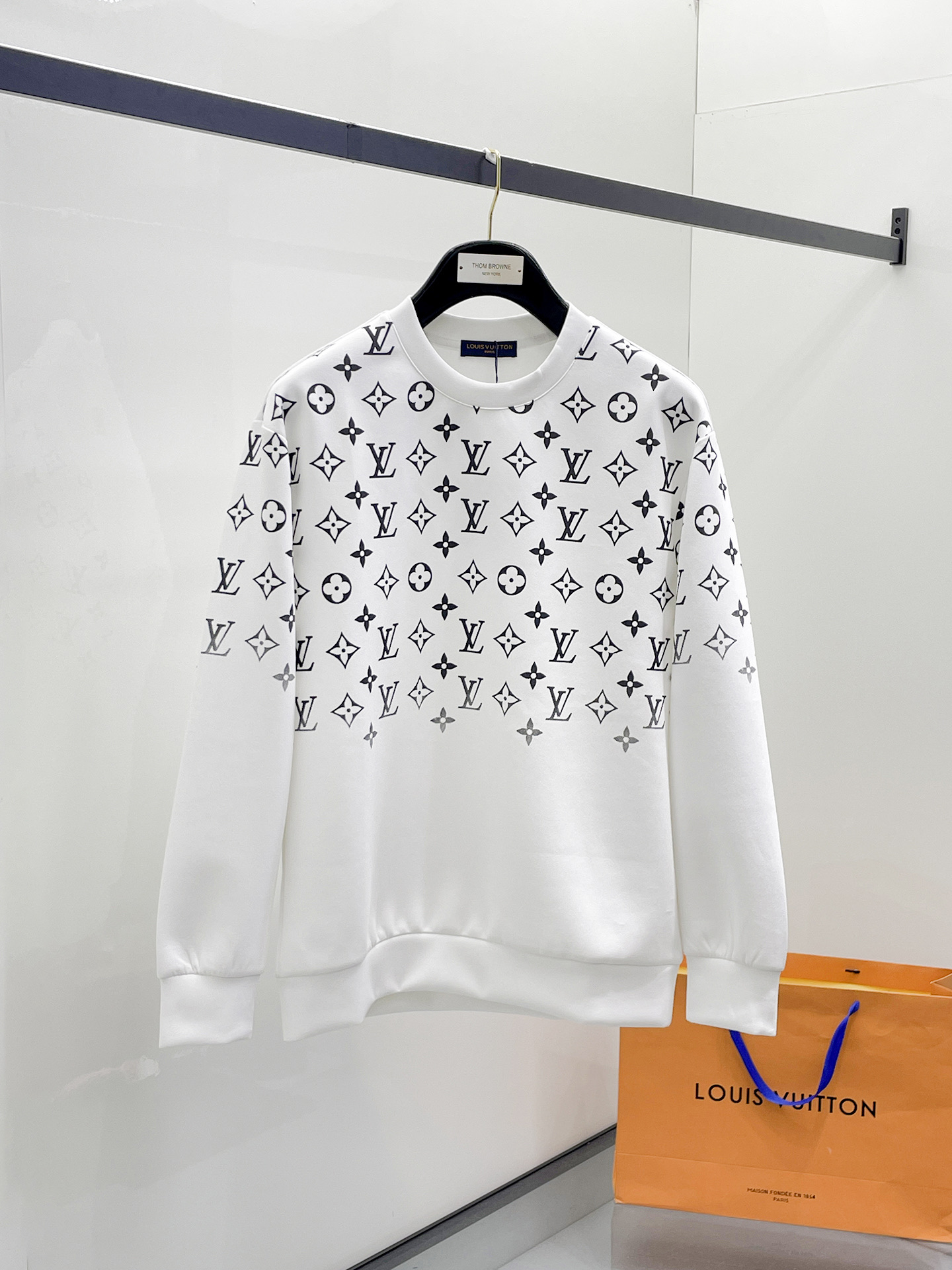 Louis Vuitton Male Hoodie Cotton Black Xs-s-m-l