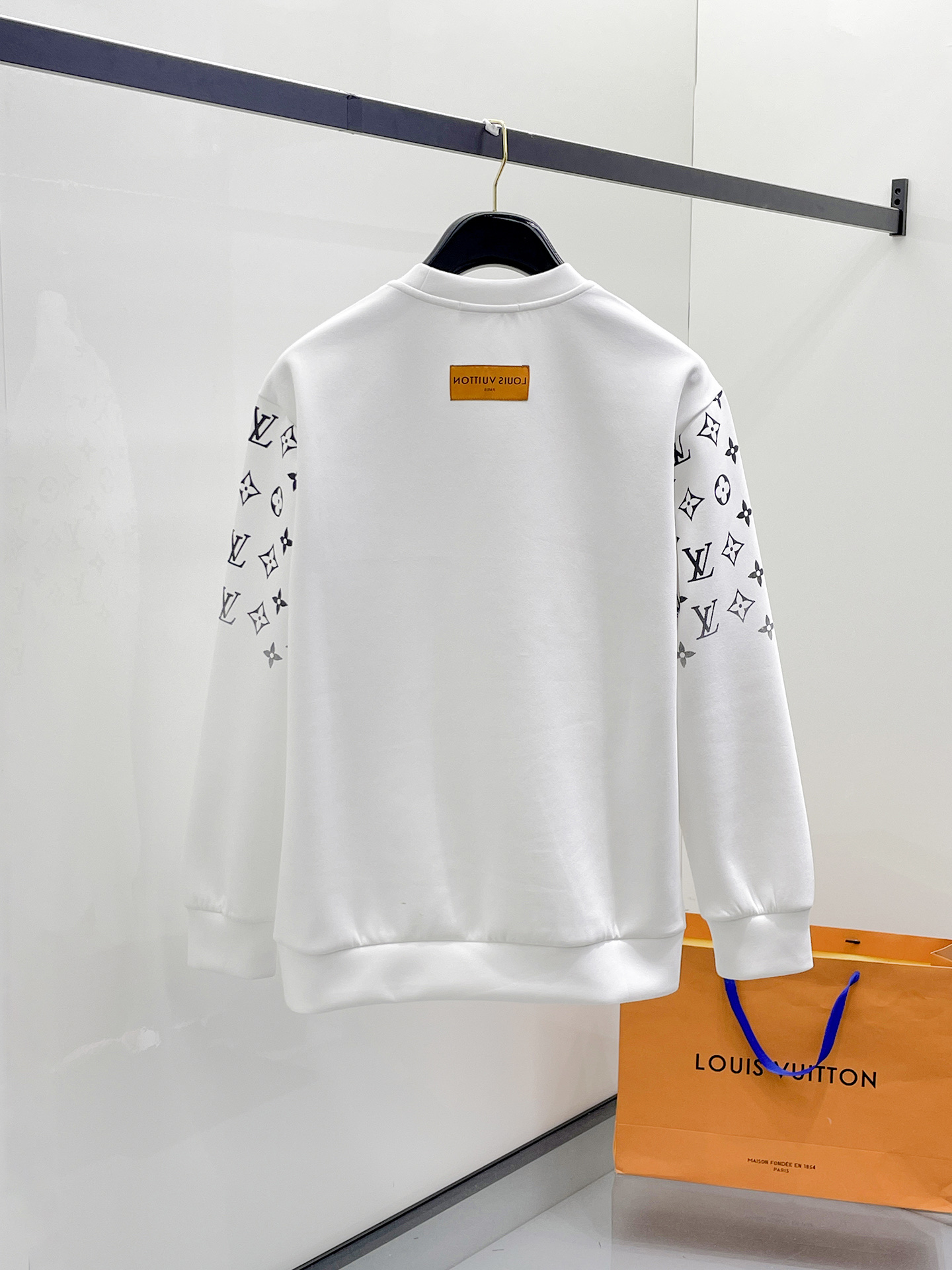 Louis Vuitton Male Hoodie Cotton Black Xs-s-m-l