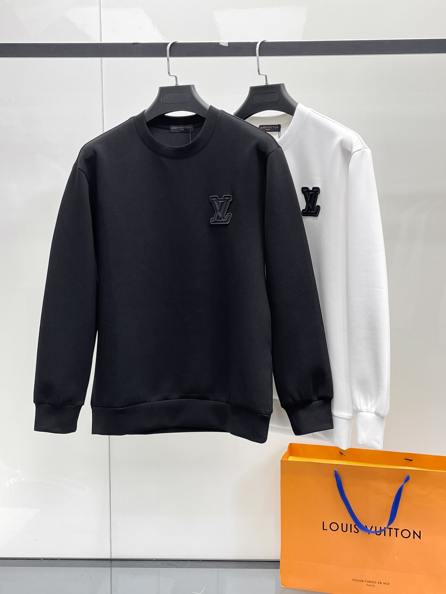 Louis Vuitton Male Hoodie Cotton Black Xs-s-m-l
