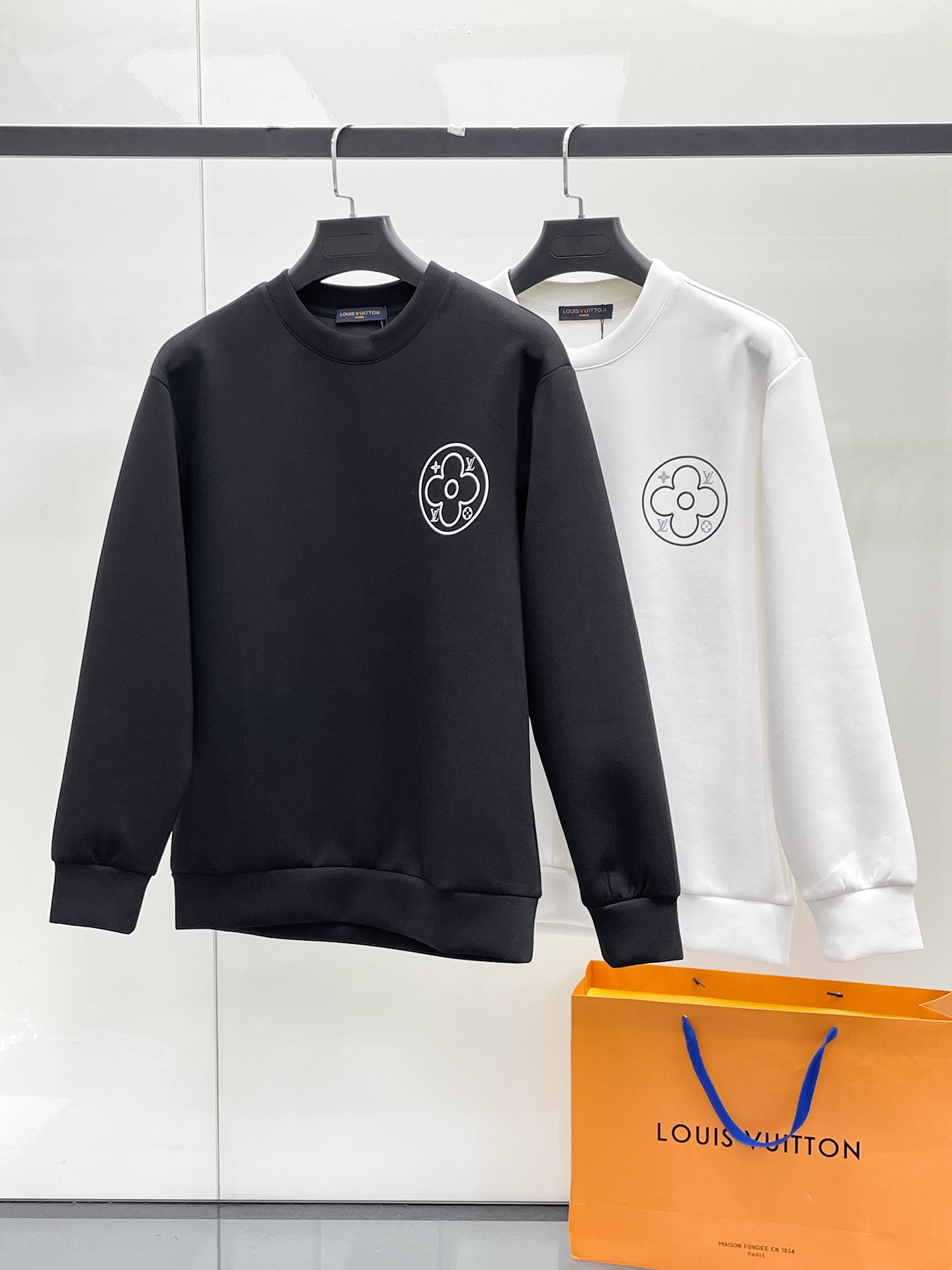 Louis Vuitton Male Hoodie Cotton Black Xs-s-m-l