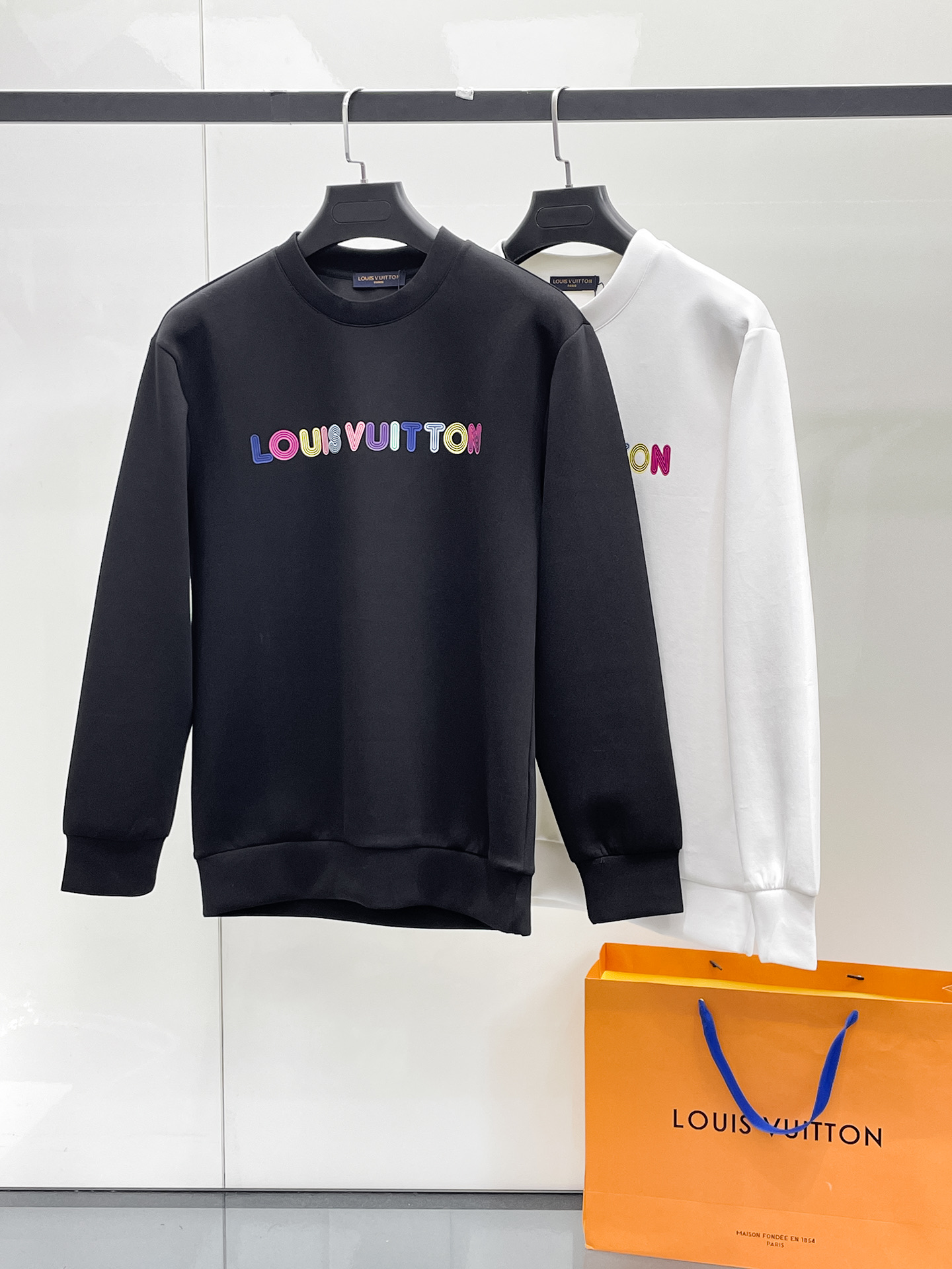 Louis Vuitton Male Hoodie Cotton Black Xs-s-m-l