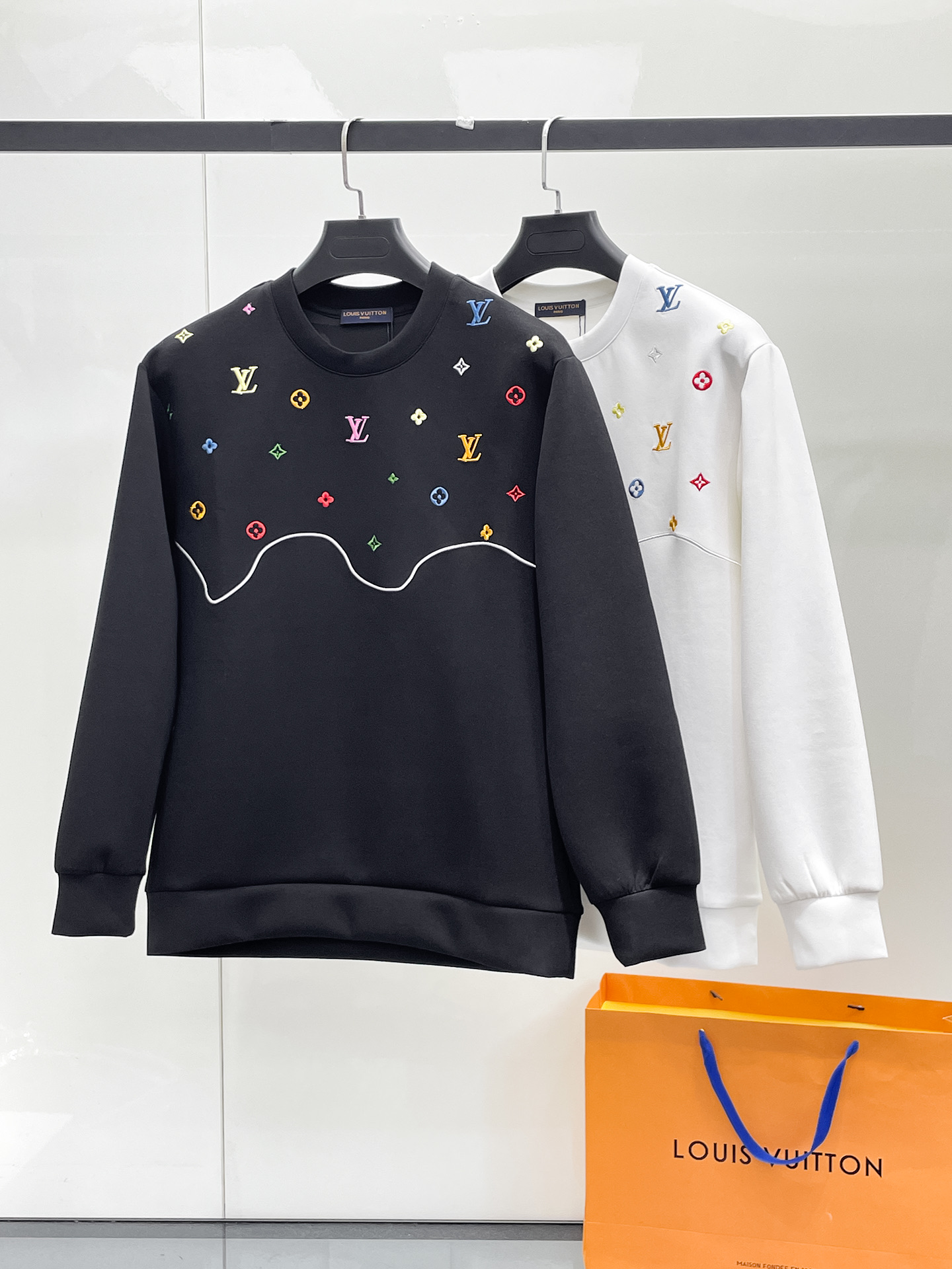 Louis Vuitton Male Hoodie Cotton Black Xs-s-m-l