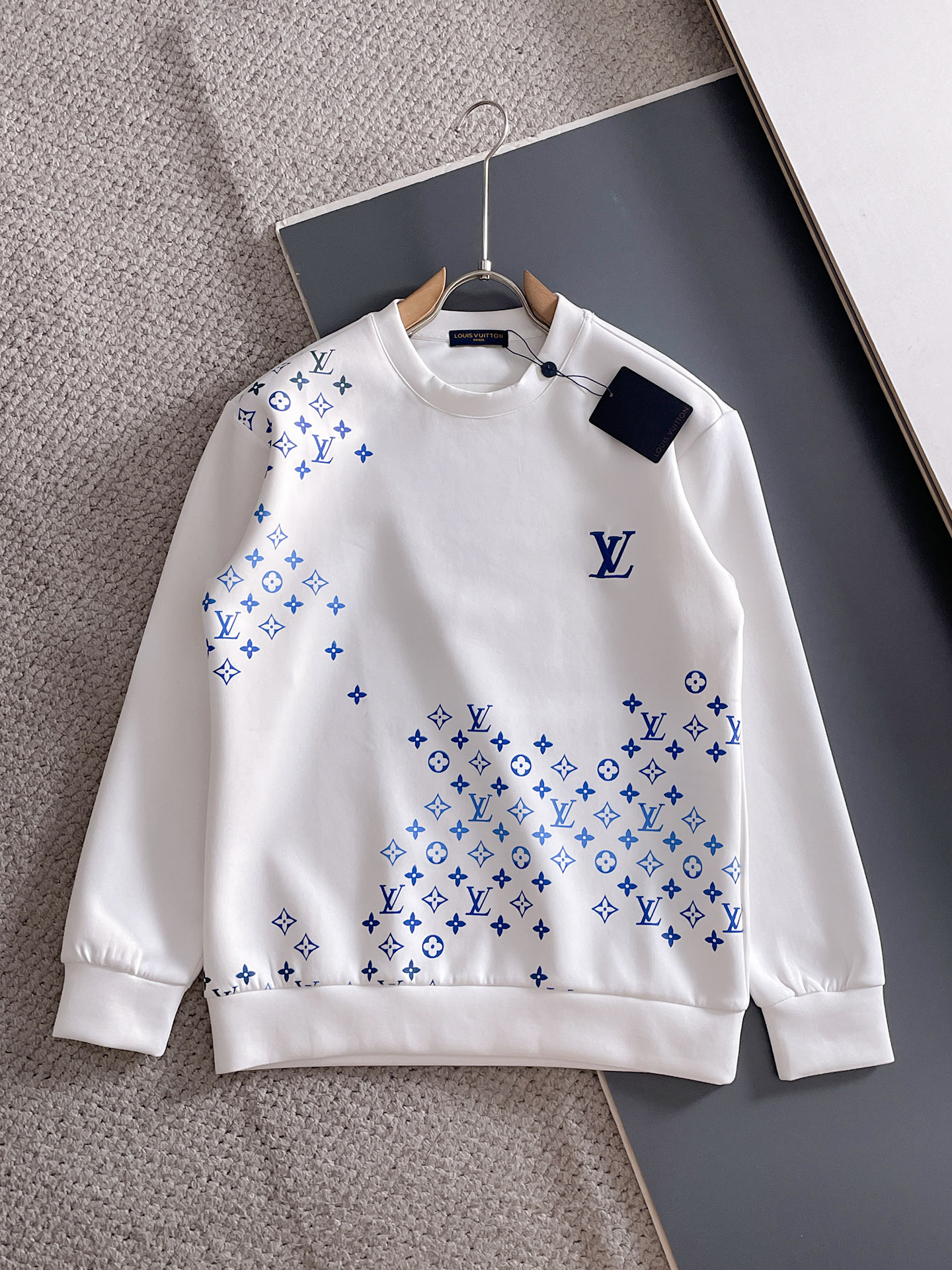 Louis Vuitton Male Hoodie Cotton Black Xs-s-m-l