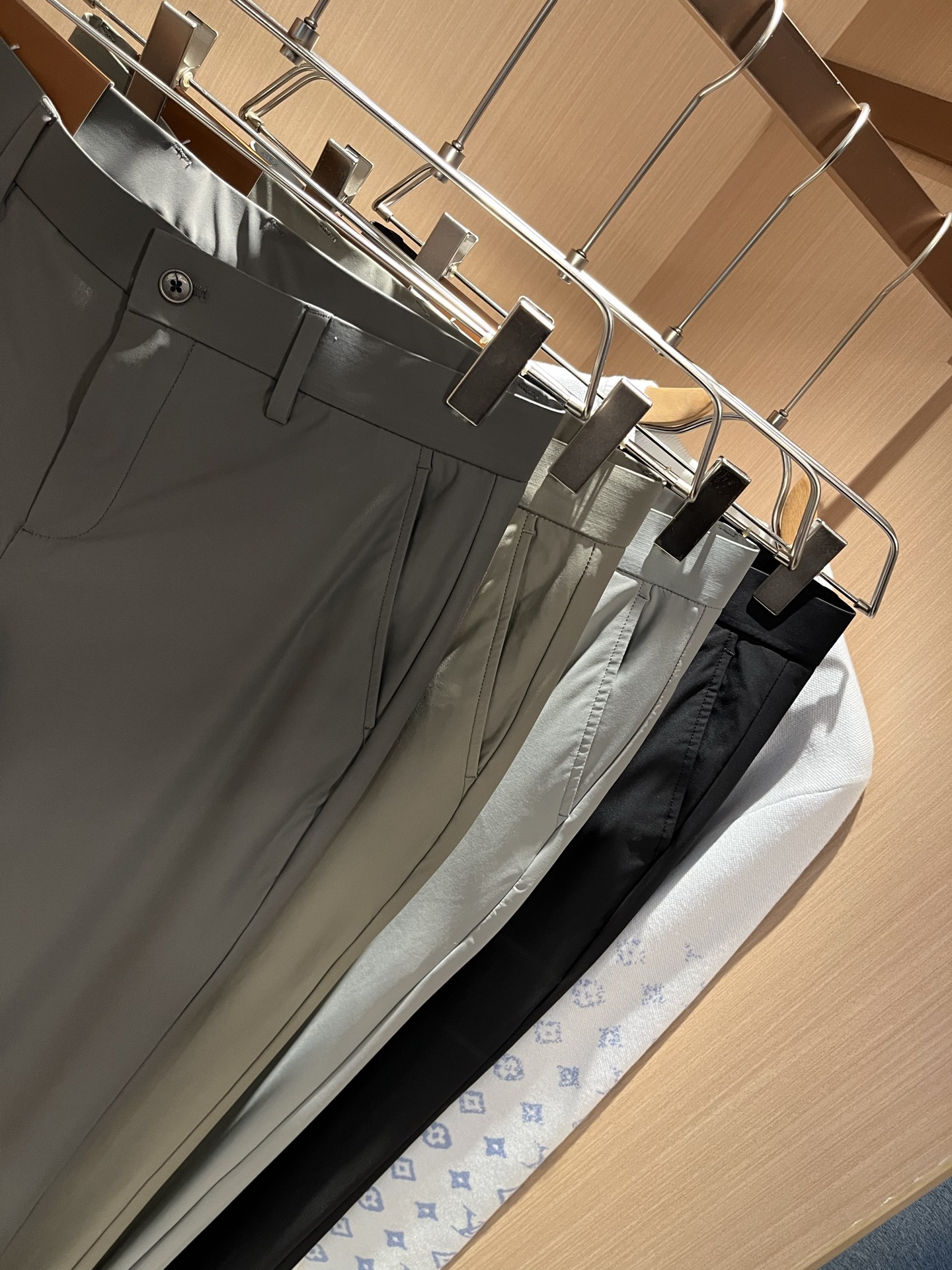 Loro Piana Male Basic Clothing Slim Fit L
