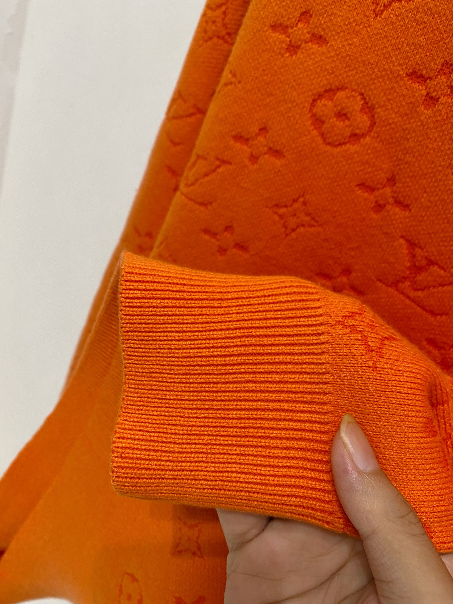 Louis Vuitton Basic Clothing Wool M-l-xl