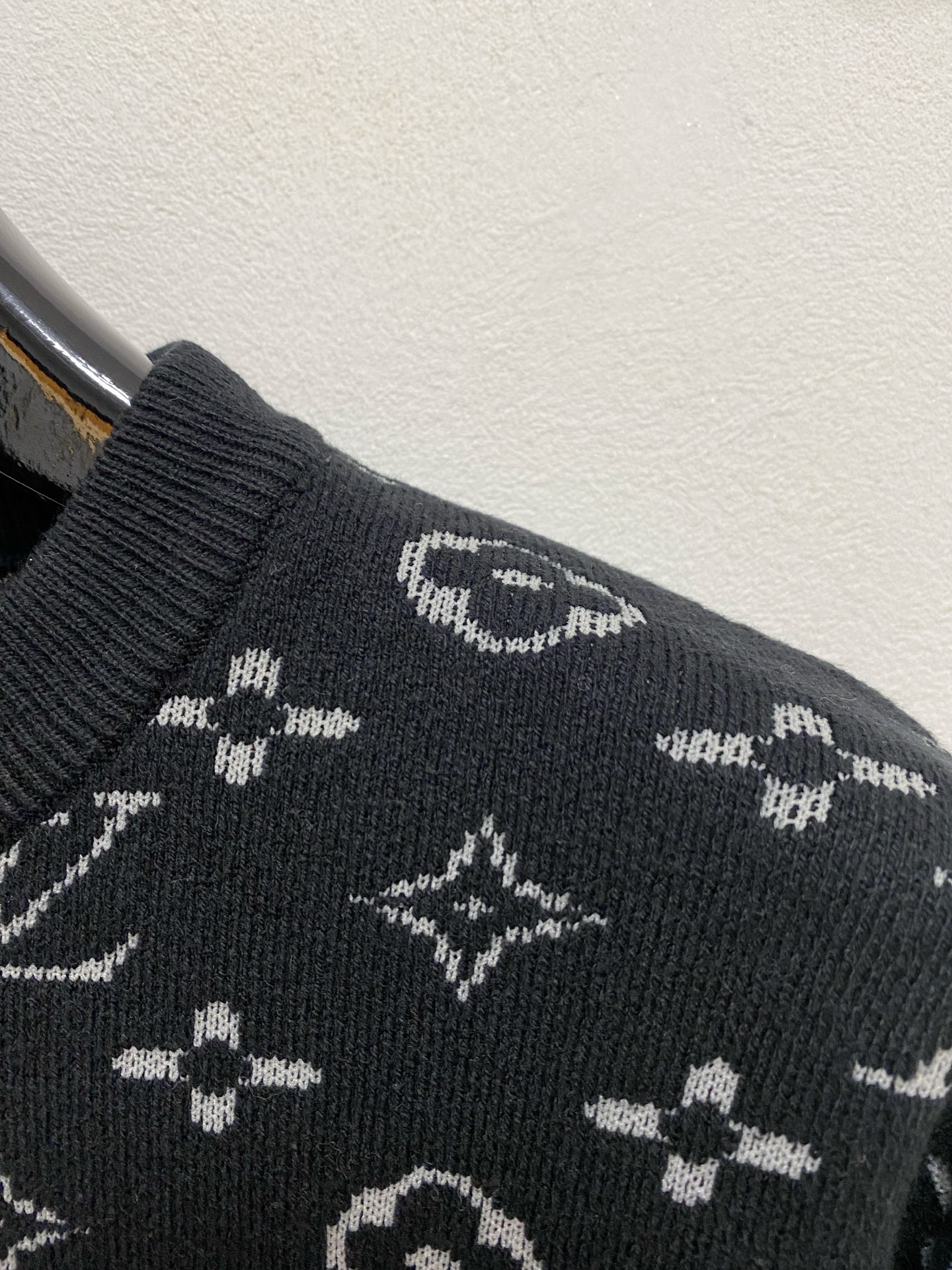 Louis Vuitton Basic Clothing Wool M-l-xl