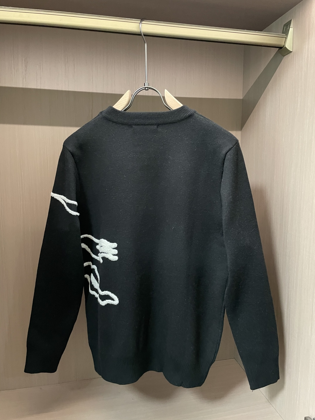 Burberry Basic Clothing Knitted M-xl