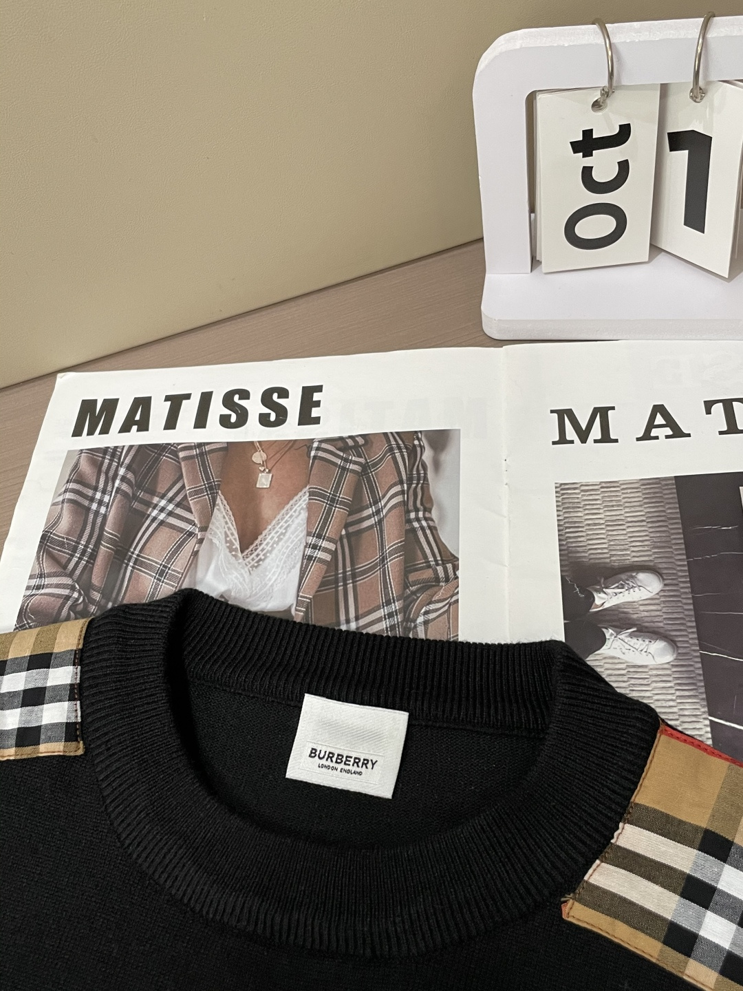Burberry Basic Clothing Knitted M-xl