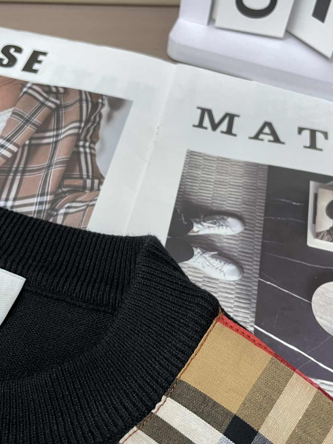 Burberry Basic Clothing Knitted M-xl