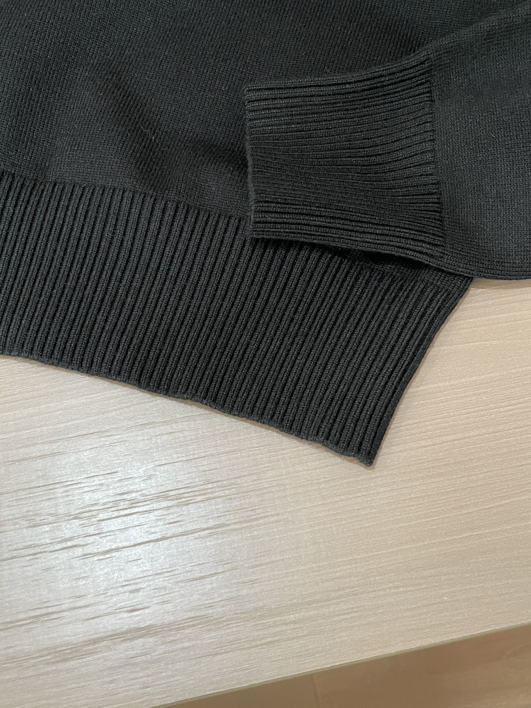 Burberry Basic Clothing Knitted M-xl