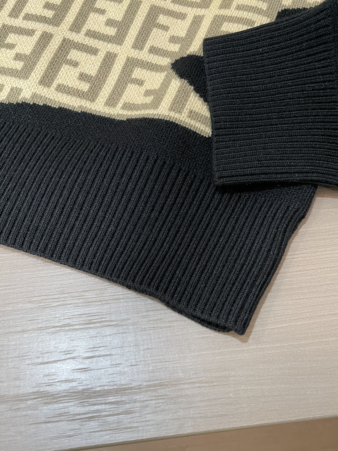 Fendi Basic Clothing Knitted M-xl