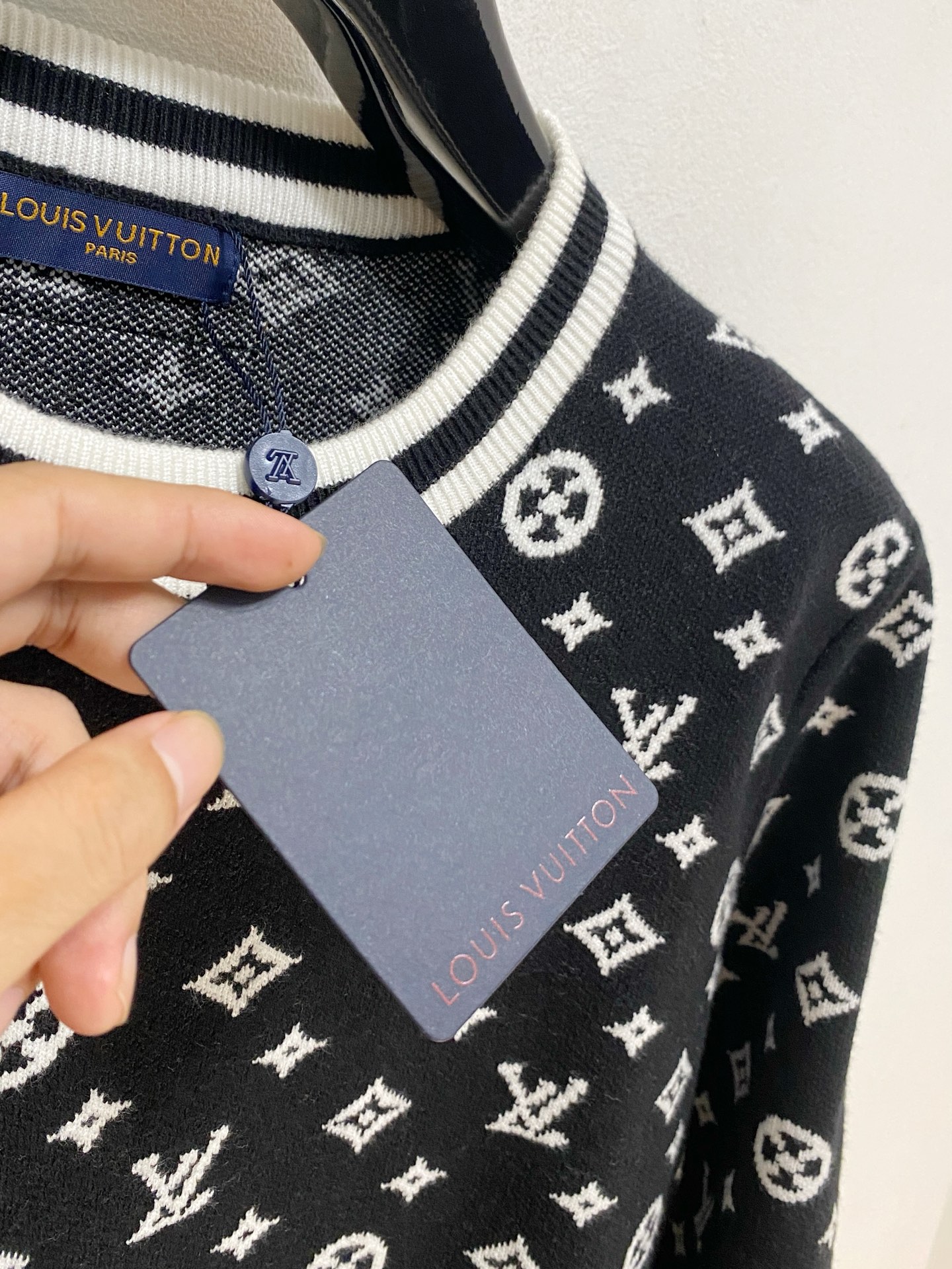 Louis Vuitton Basic Clothing Wool M-l-xl