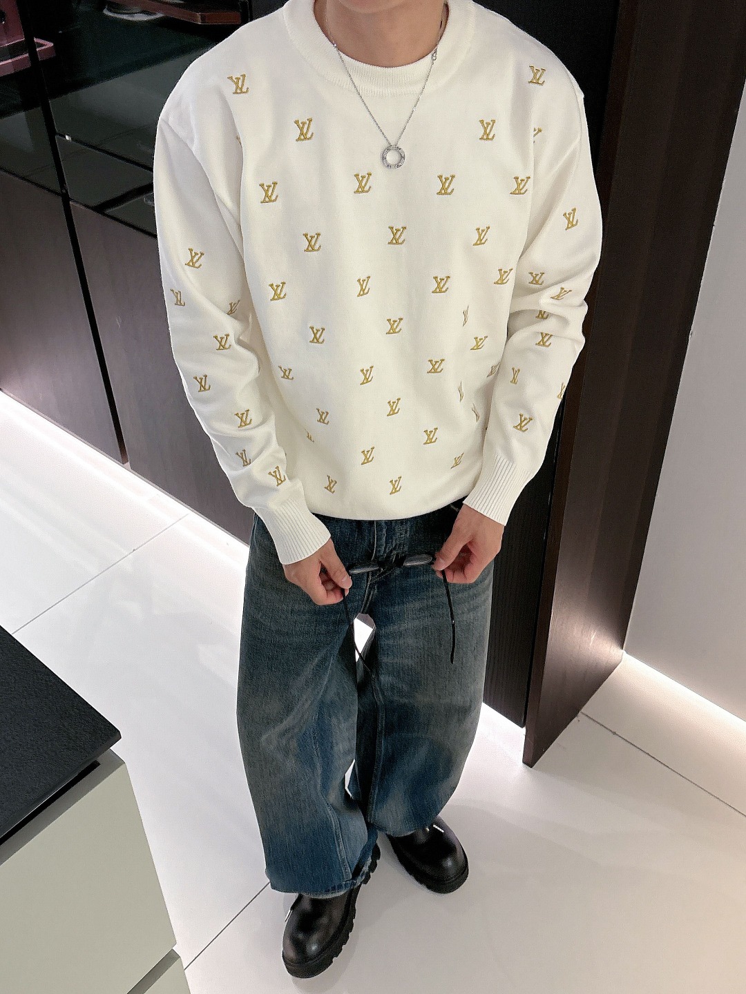 Louis Vuitton Basic Clothing Wool M-l-xl