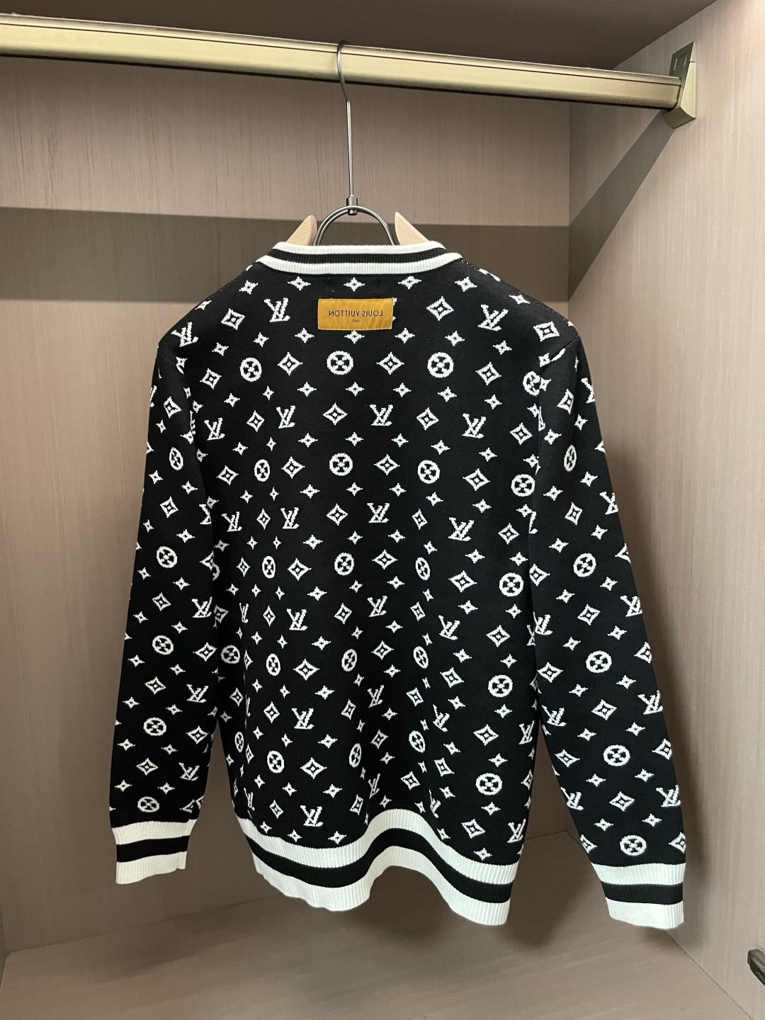 Louis Vuitton Basic Clothing Knitted M-l-xl