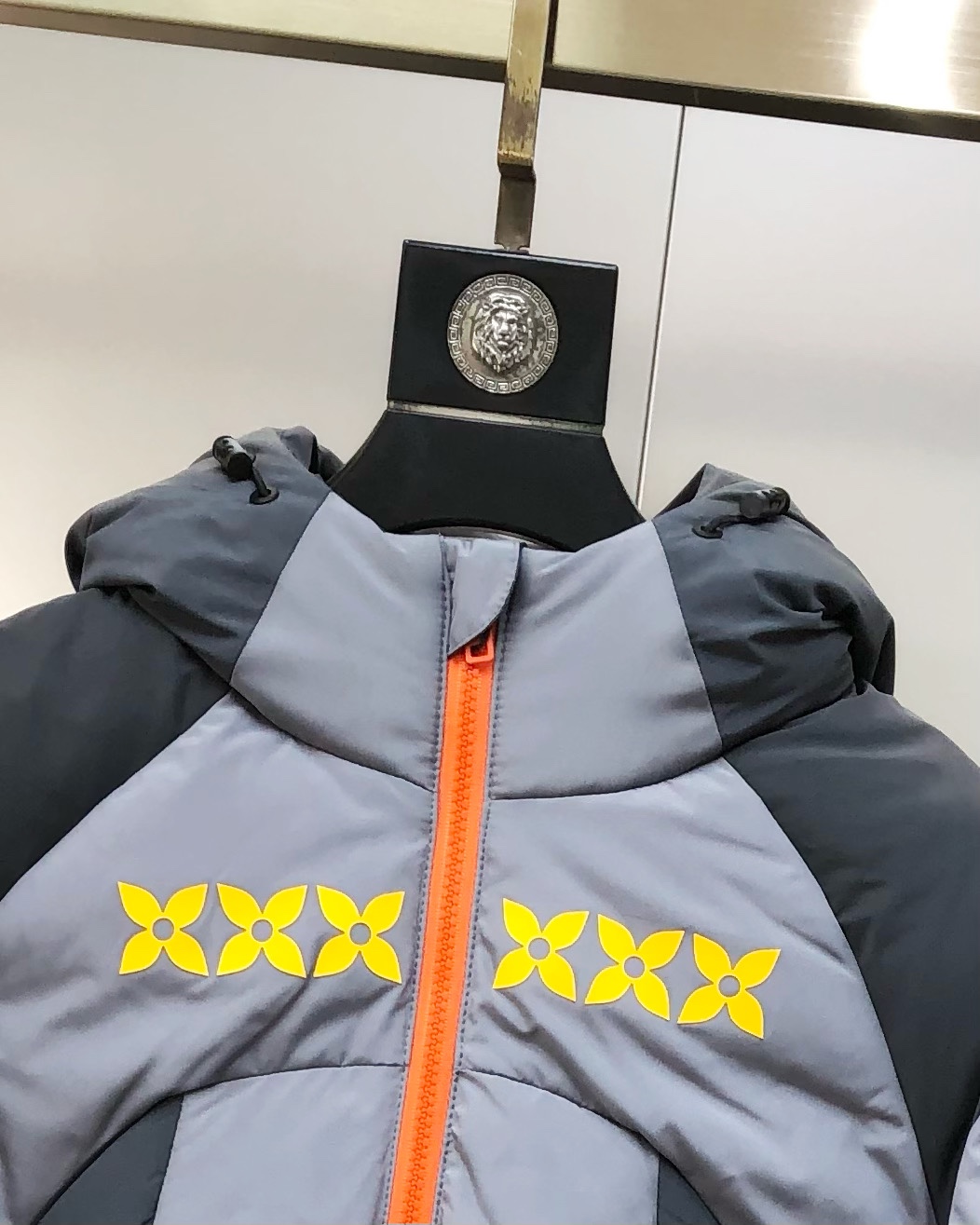 Louis Vuitton Male Down Jacket White Duck Down Hooded M-l-xl