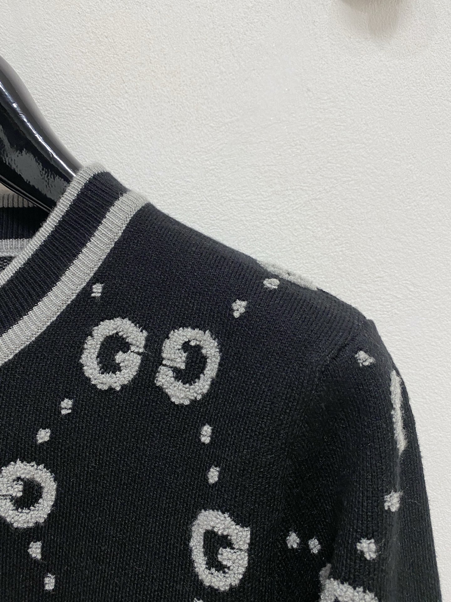 Gucci Basic Clothing Wool M-xl