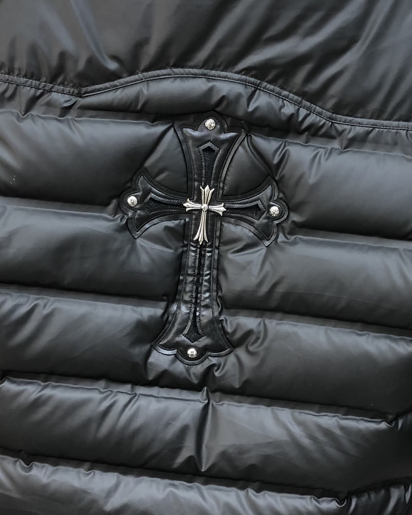 Chrome Hearts Male Down Jacket White Duck Down Black Hooded M-l-xl