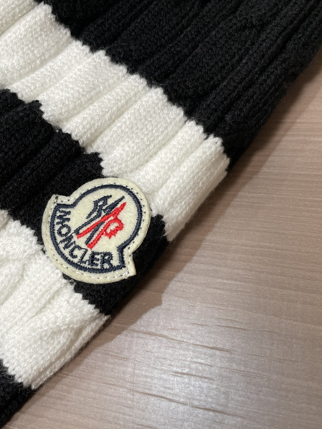 Moncler Basic Clothing Knitted M-l-xl