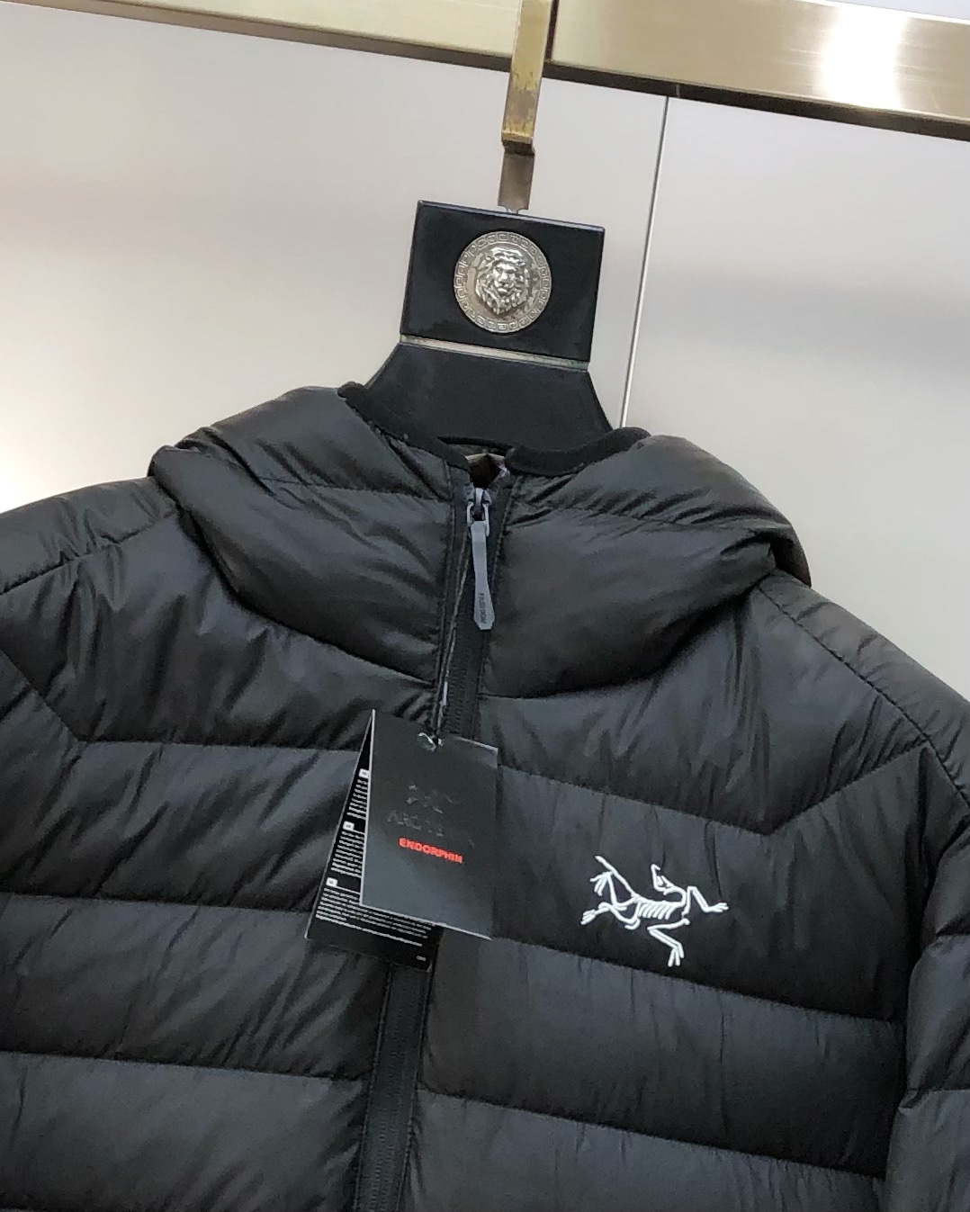 Arcteryx Male Down Jacket White Duck Down Black Hooded M-l-xl