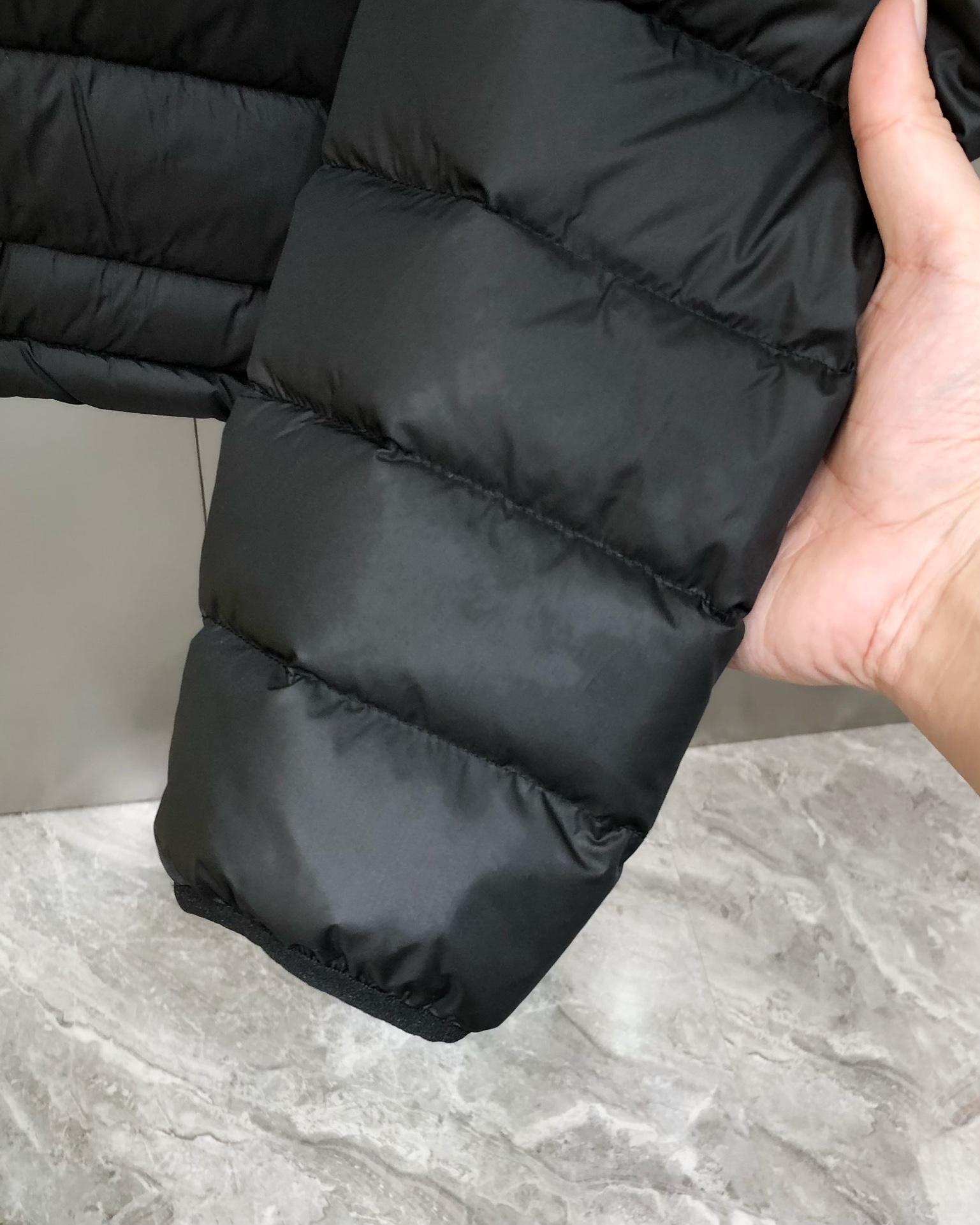 Arcteryx Male Down Jacket White Duck Down Black Hooded M-l-xl