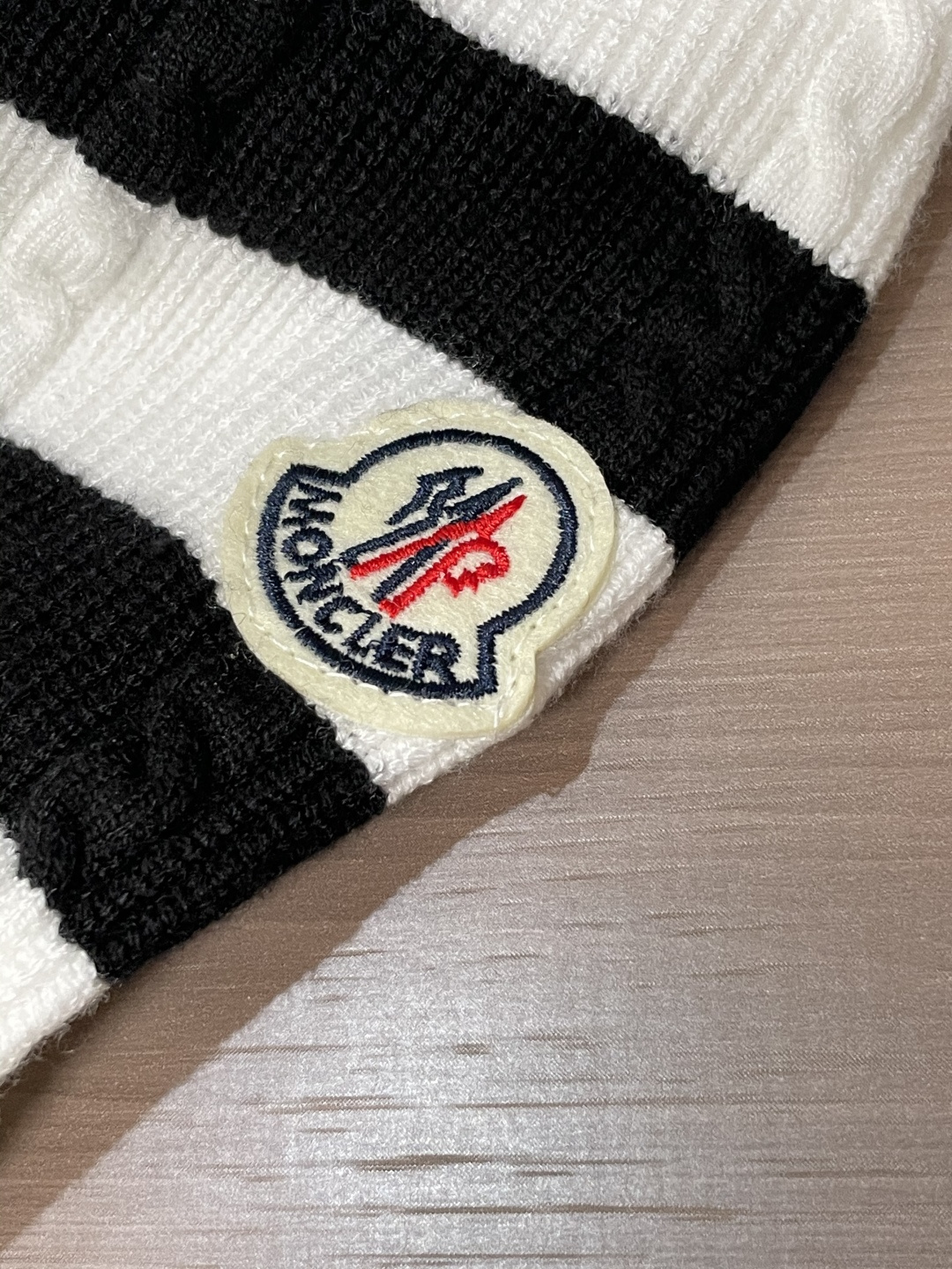 Moncler Basic Clothing Wool M-l