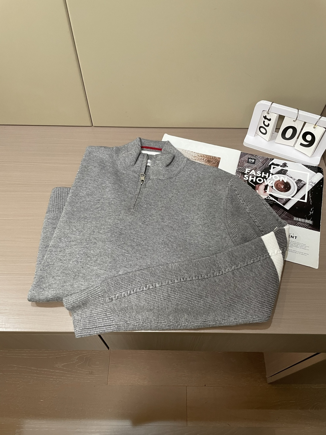 Moncler Basic Clothing Wool M-l