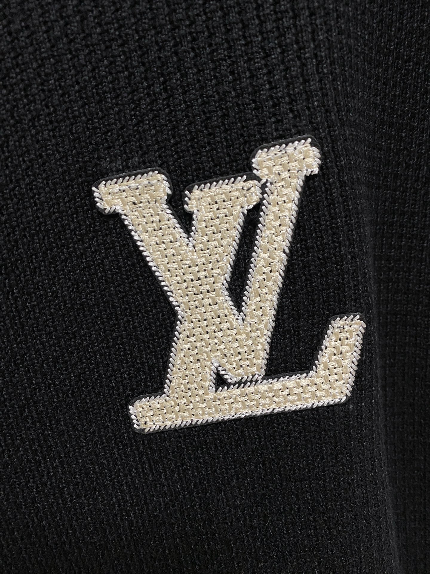 Louis Vuitton Basic Clothing Wool M-l-xl