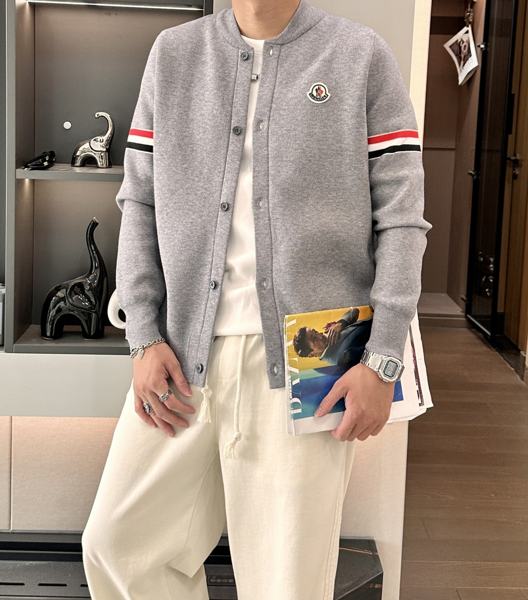 Moncler Basic Clothing Wool M-l