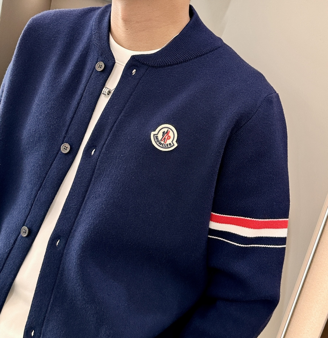 Moncler Basic Clothing Wool M-l