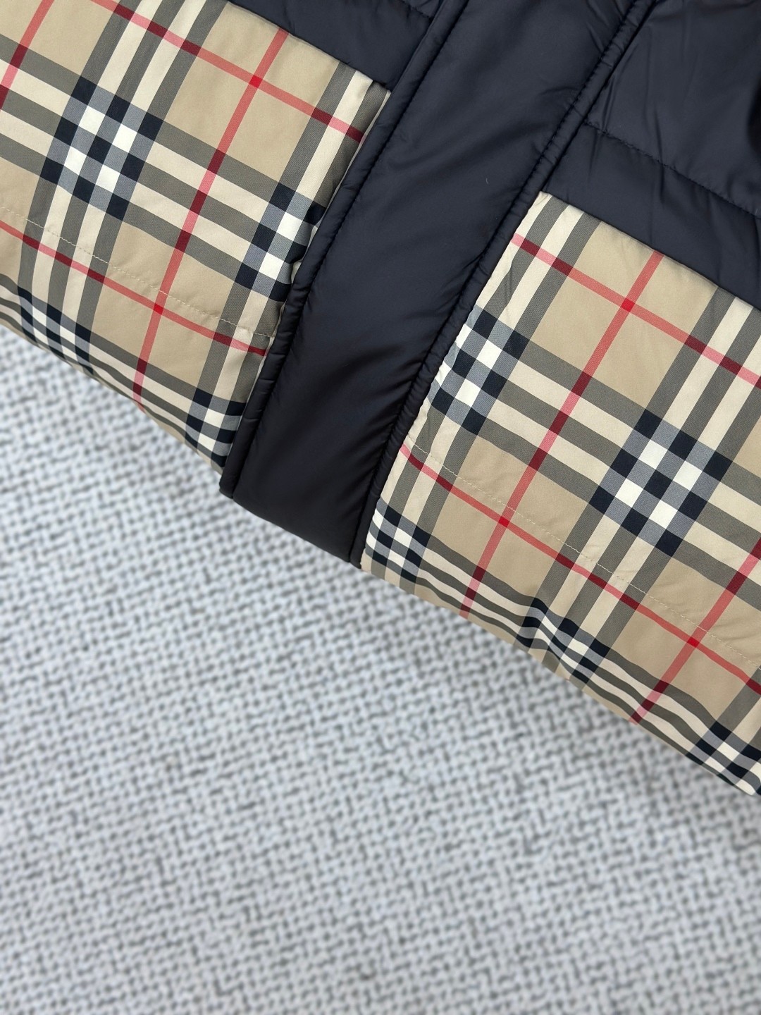 Burberry Down Vest S-m-l-xl