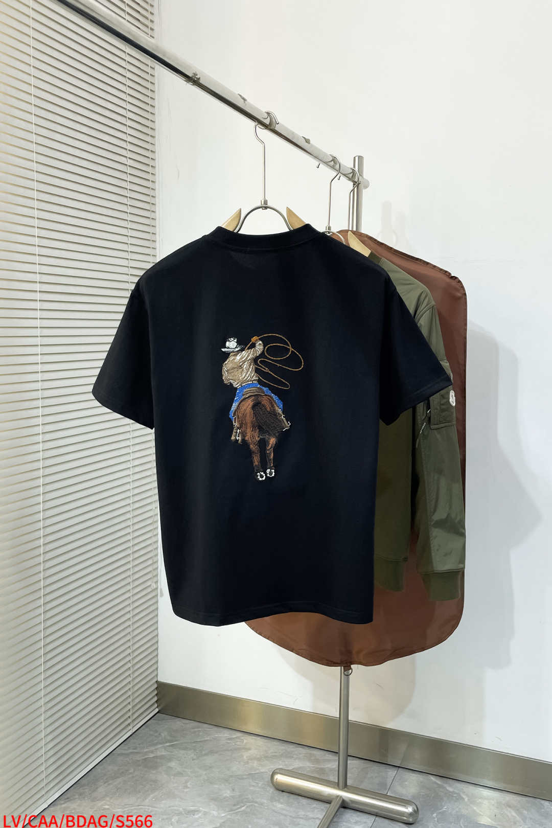 Louis Vuitton Basic Clothing Black S-m-l-xl