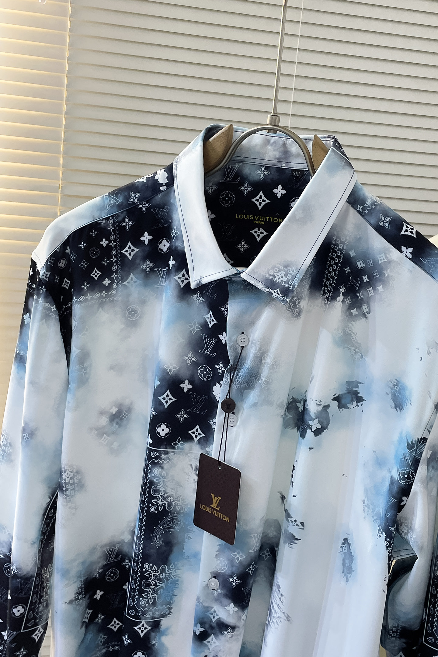 Louis Vuitton Basic Clothing S-m-l-xl