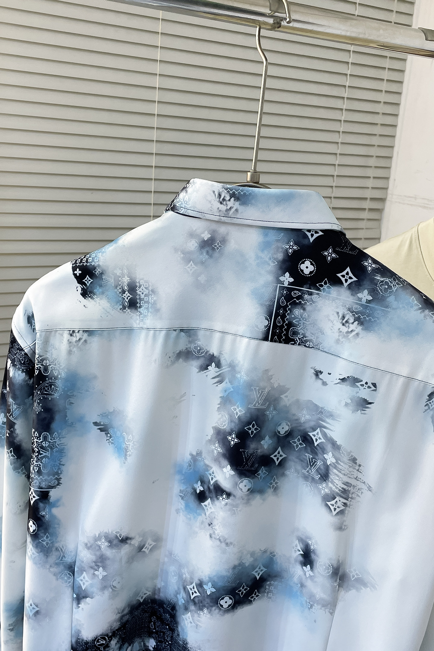 Louis Vuitton Basic Clothing S-m-l-xl