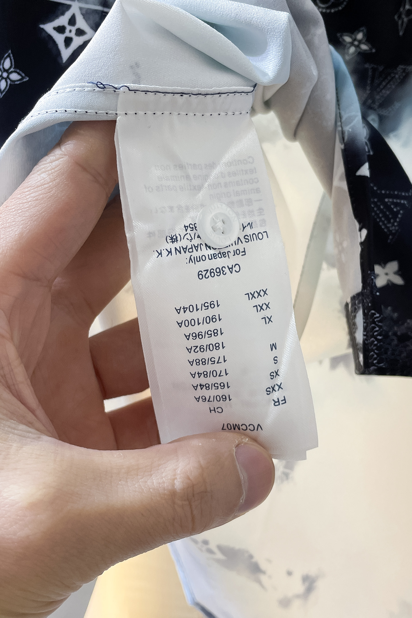 Louis Vuitton Basic Clothing S-m-l-xl