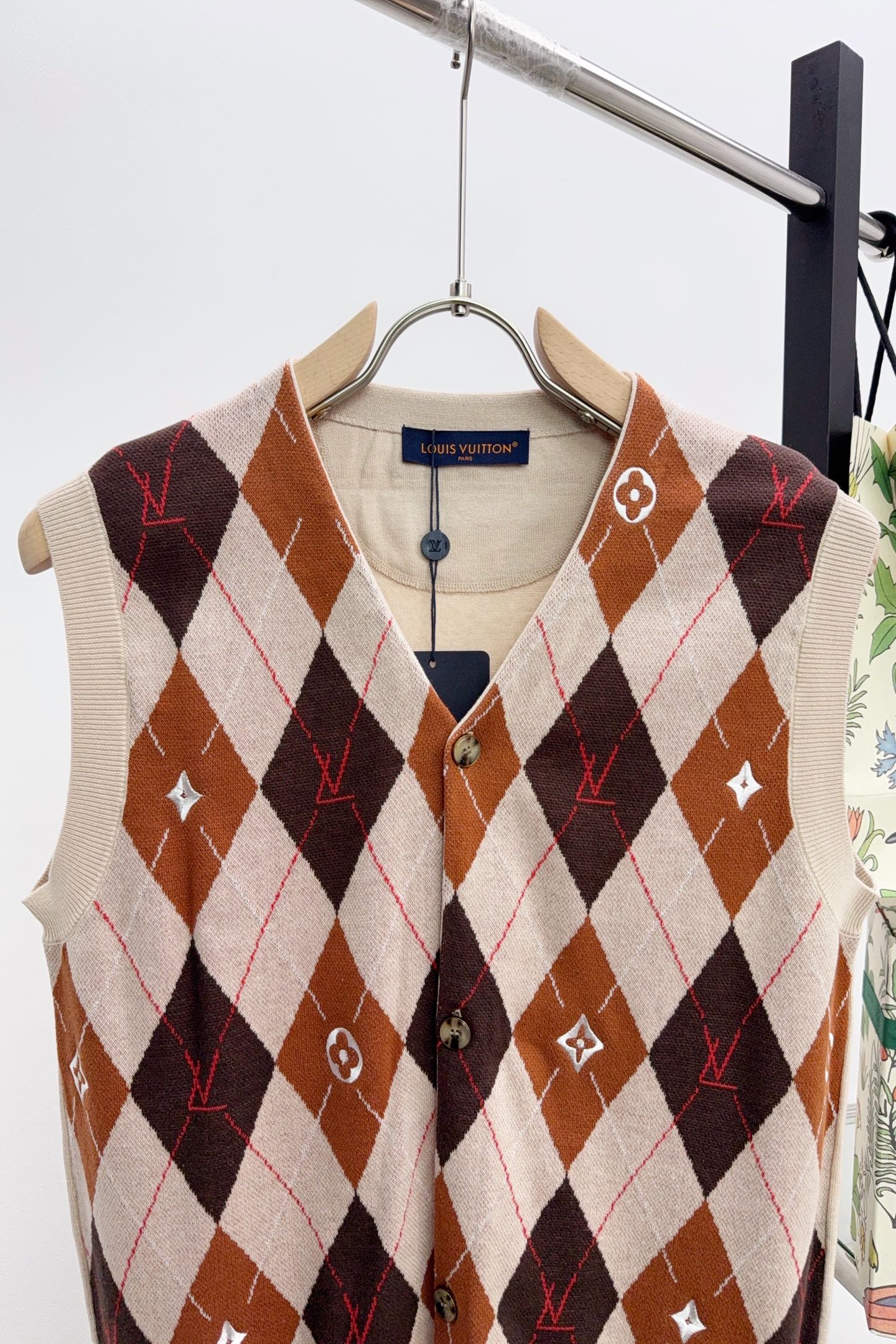 Louis Vuitton Basic Clothing Knitted Brown S-l