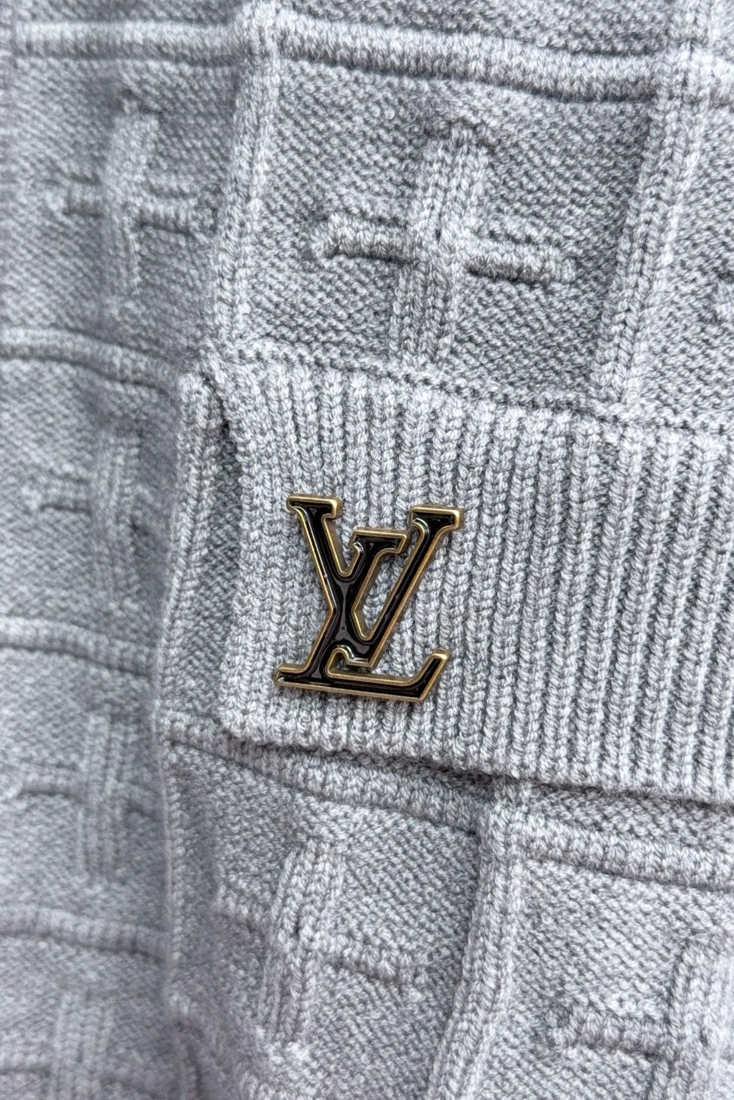 Louis Vuitton Basic Clothing Wool M-l-xxxl