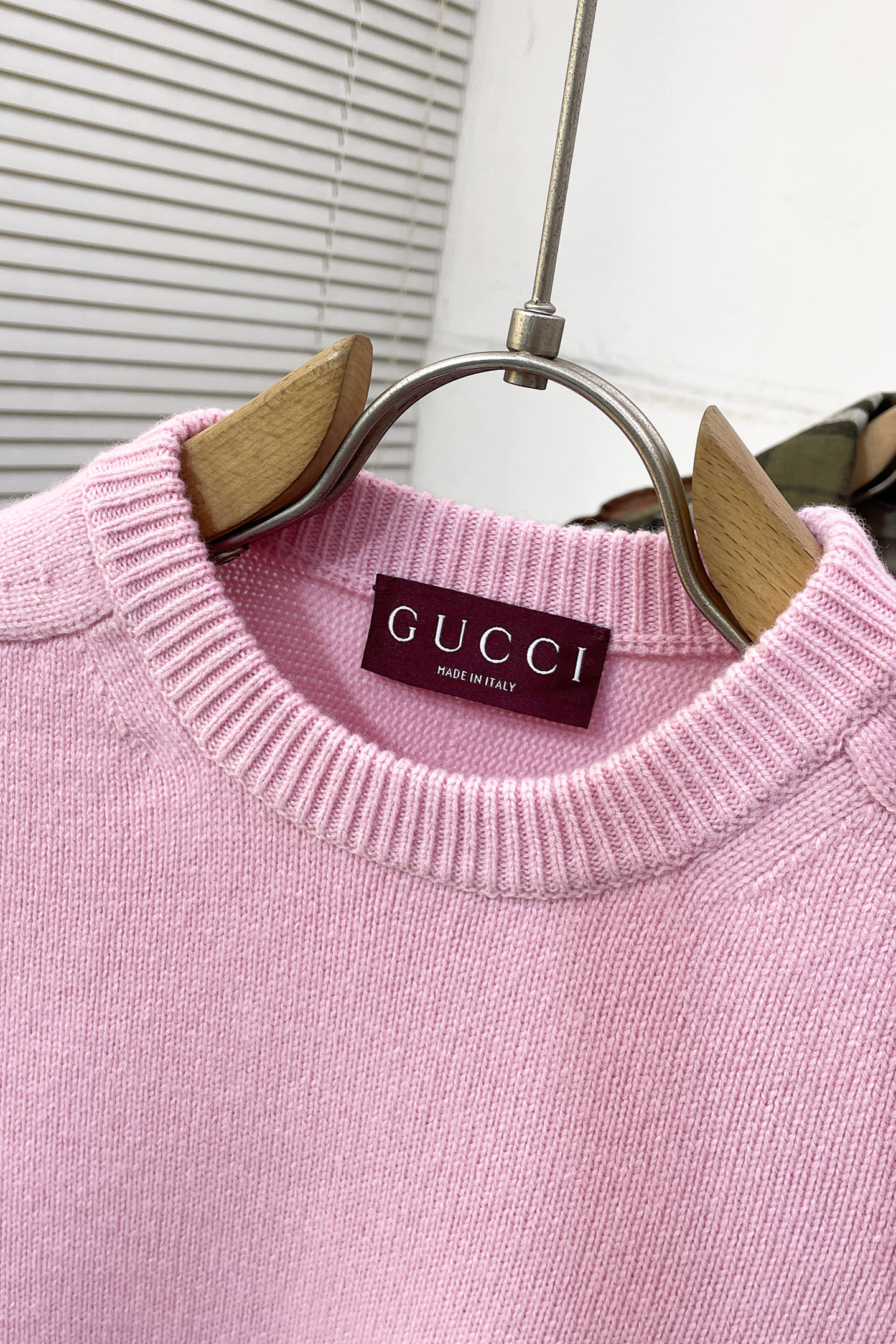 Gucci Basic Clothing Wool Pink Loose Fit S-l-xl