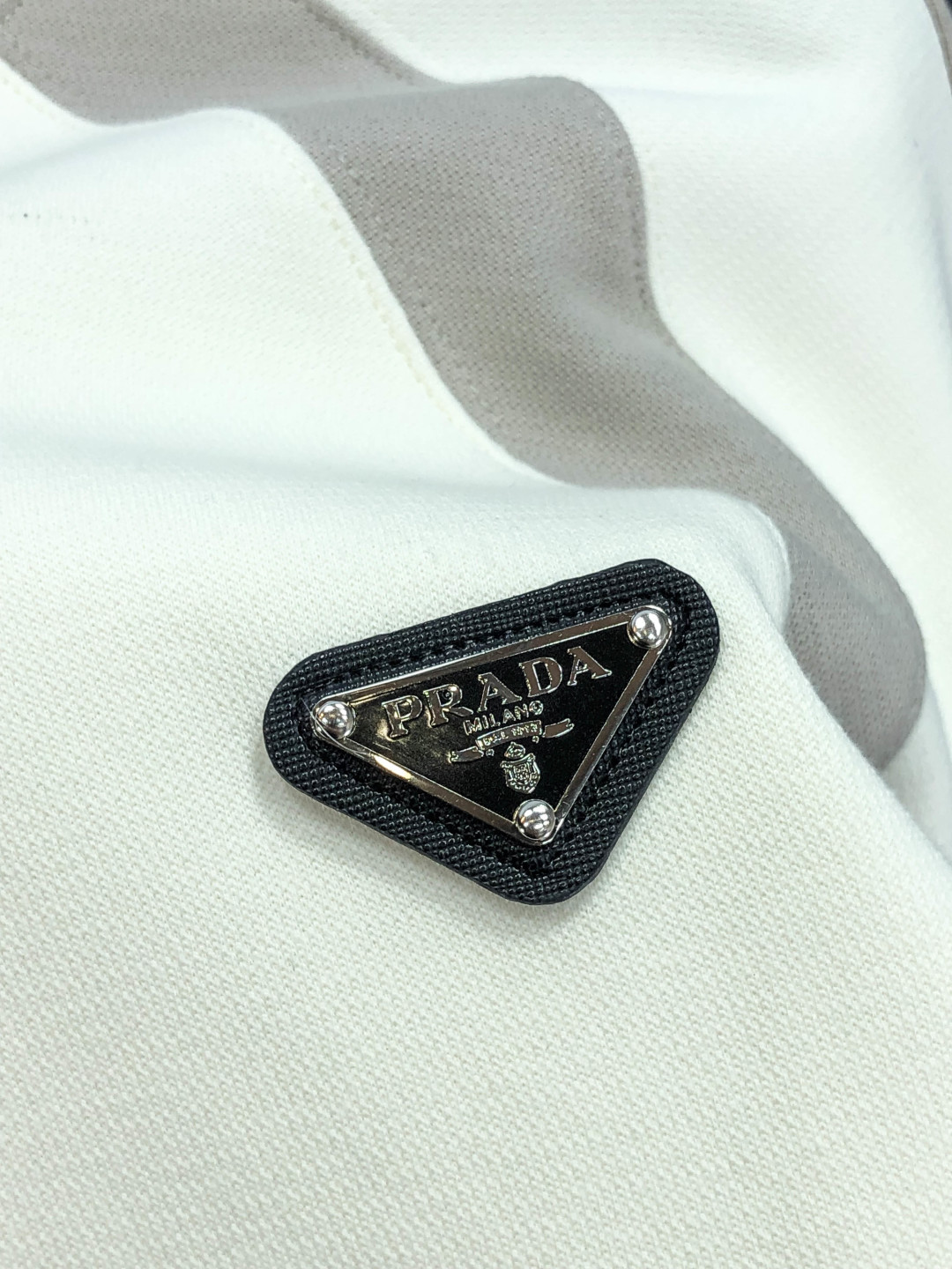 Prada Hoodie Cotton M-l-xxxl-175130