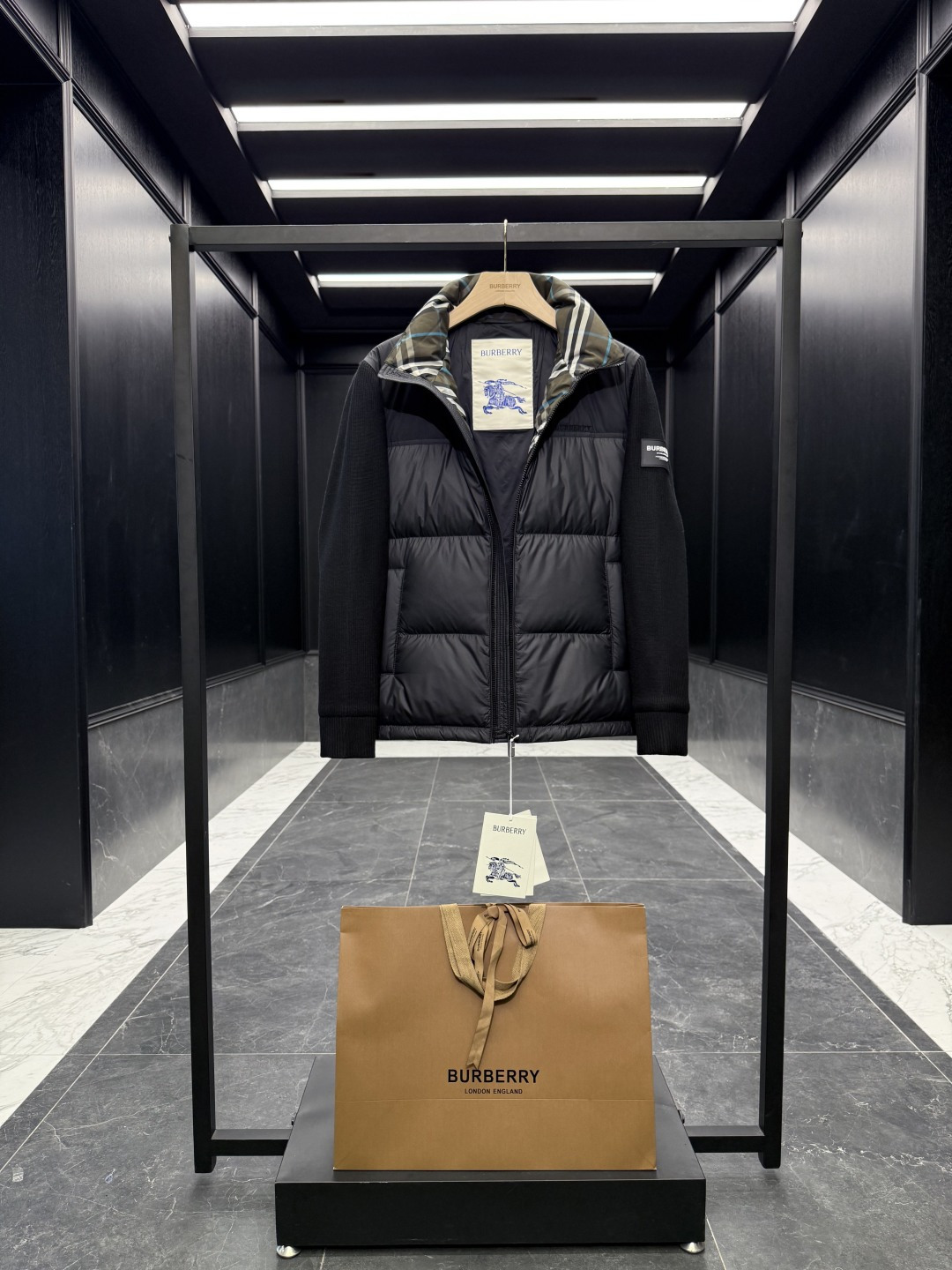Burberry Down Jacket Cotton Loose Fit S-l