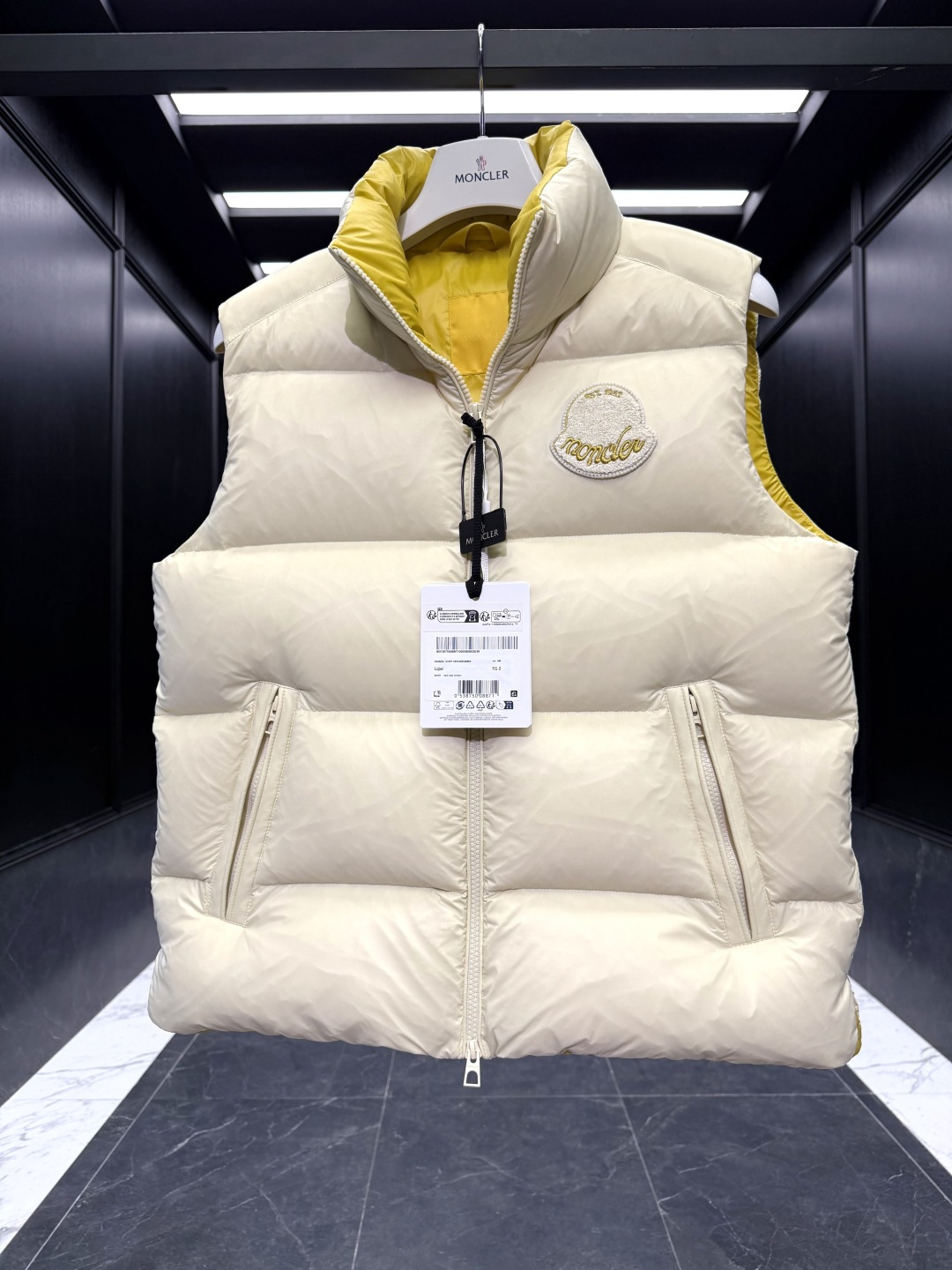 Moncler Male Down Vest Goose Down Black S-m-l