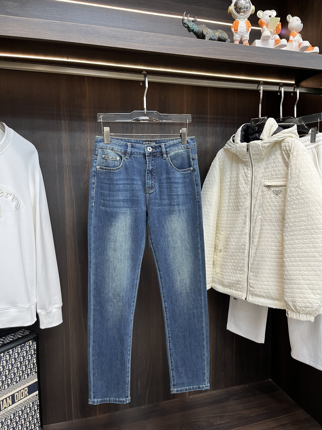 Armani Jeans M
