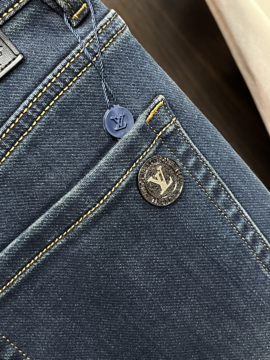 Louis Vuitton Jeans L