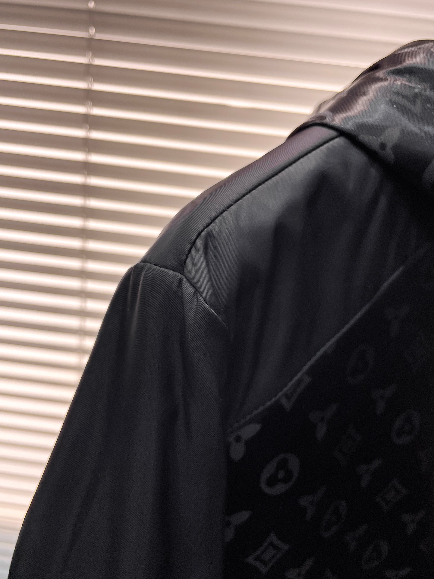 Louis Vuitton Male Jacket S-m-l-xl