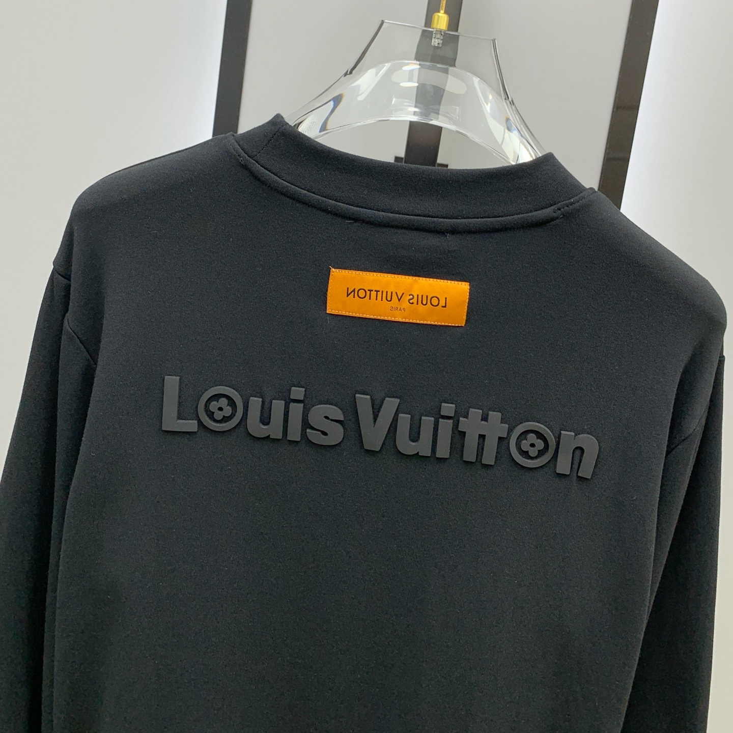 Louis Vuitton Basic Clothing S-l-xl