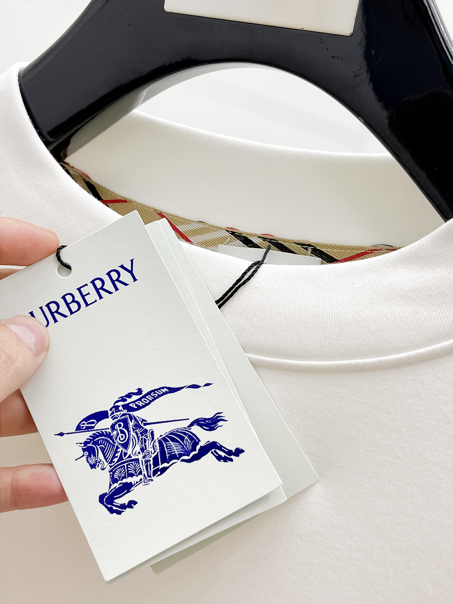Burberry Basic Clothing S-xl