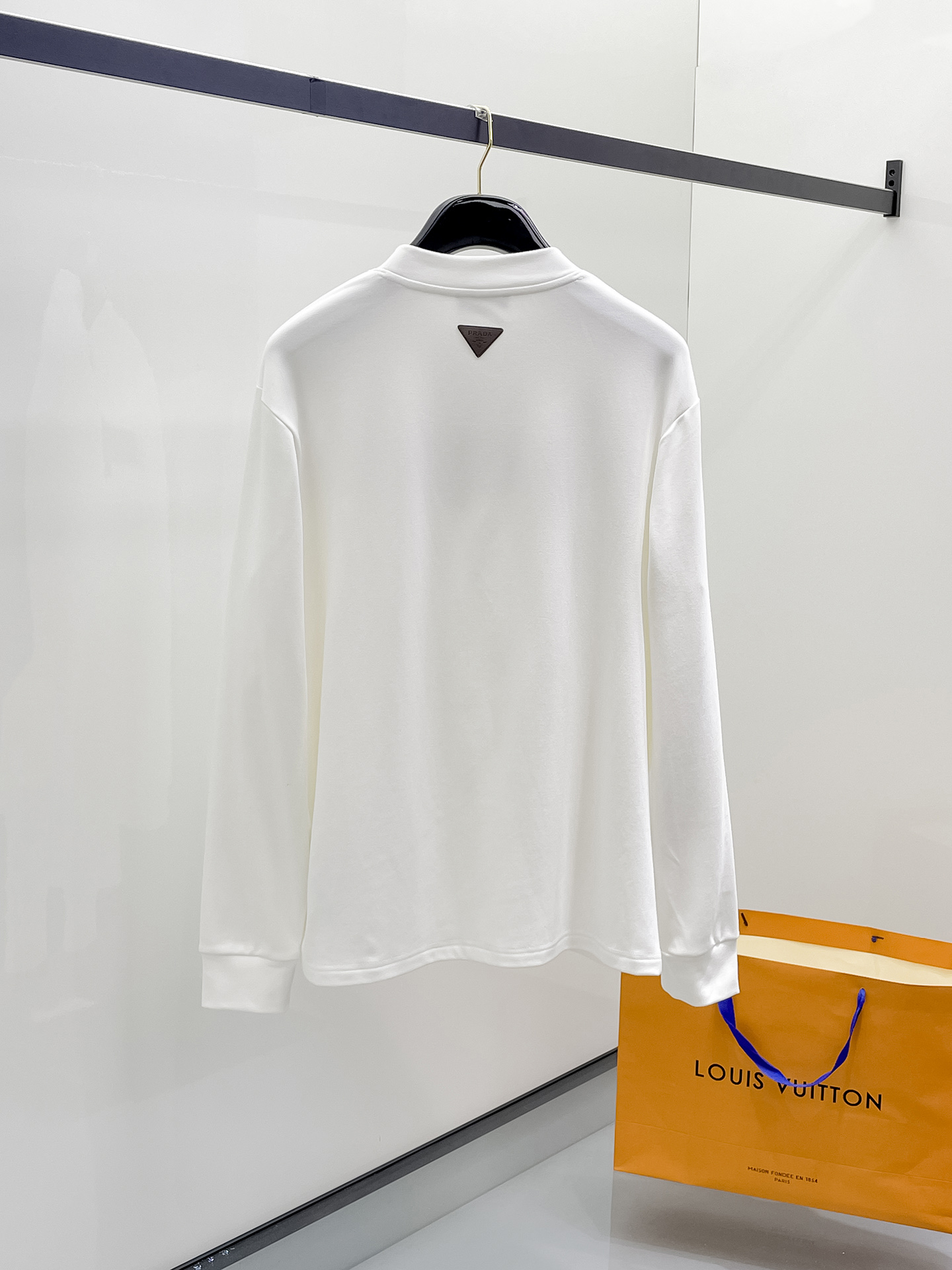 Prada Basic Clothing S-xl
