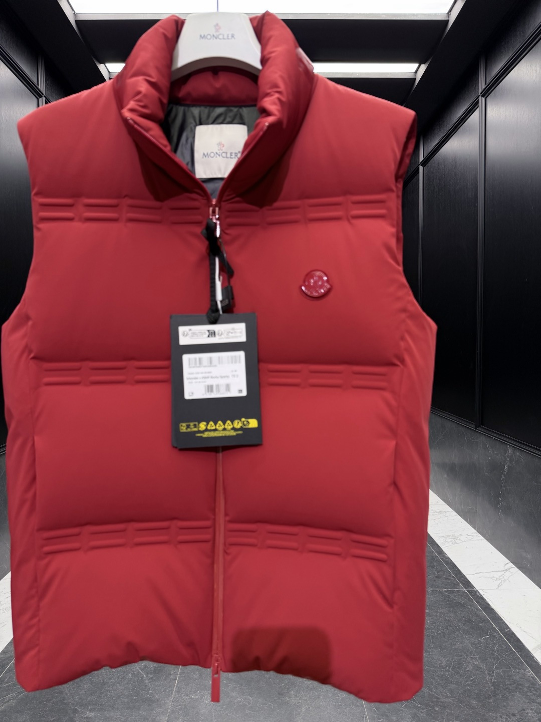 Moncler Female Down Vest Black S-m-l