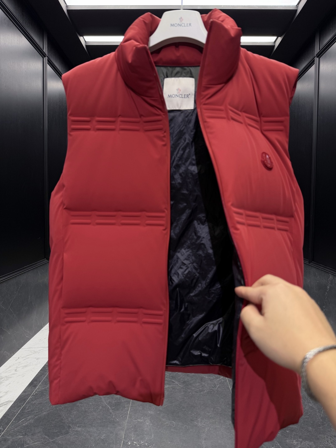 Moncler Female Down Vest Black S-m-l