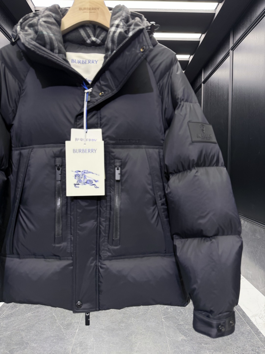 Burberry Down Jacket Wool Black Hooded S-m-xl